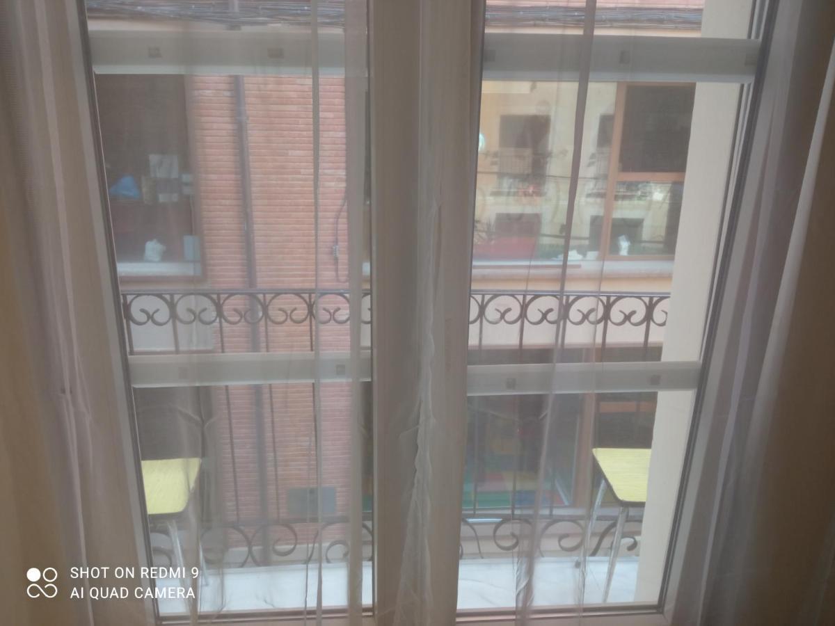 Stunning Big Studio Logrono'S Old Town Apartment ภายนอก รูปภาพ